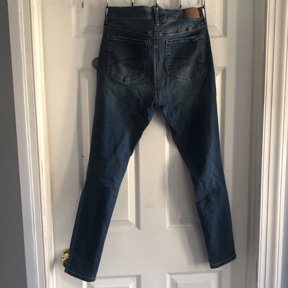 Aero High Rise Ripped Jeans ✨ - Picture 2 of 5